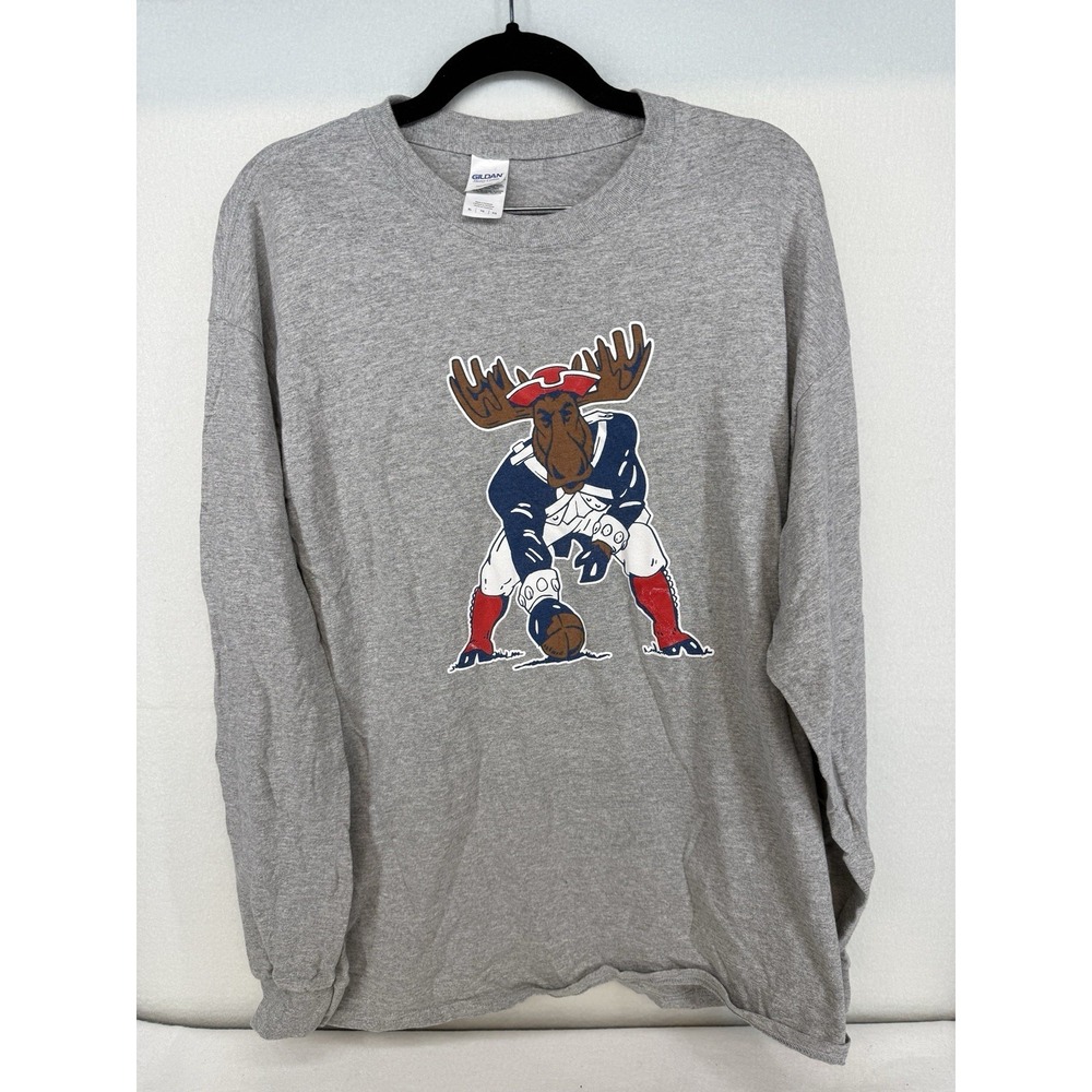 Gilden Gray New England Patriots Minute‎ Moose Throwback Long Sleeve T Size XL